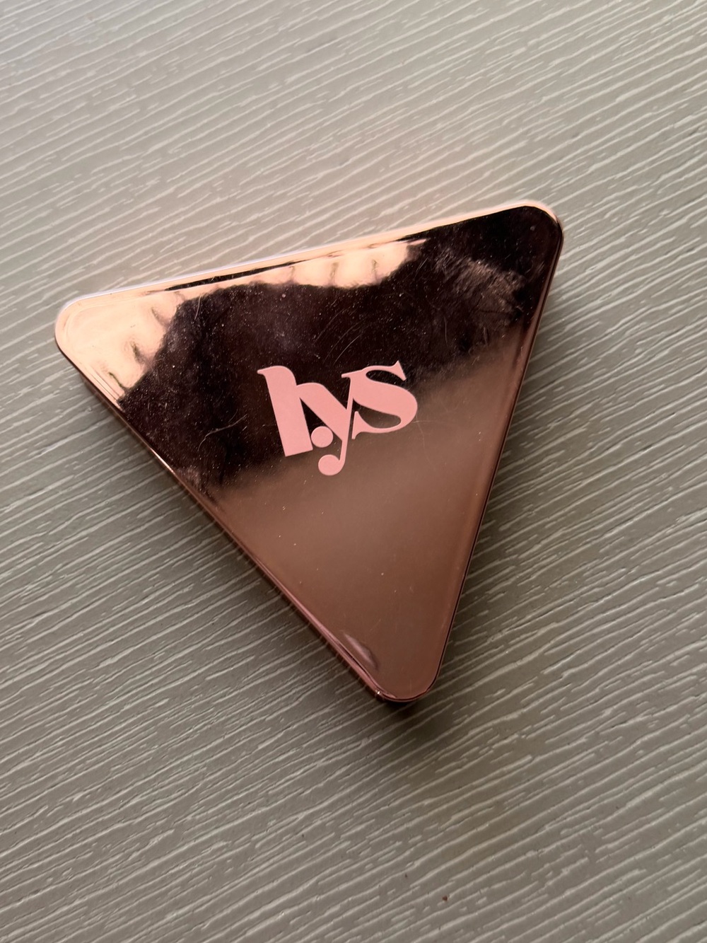 LYS Translucent Setting Powder & Compact Mirror